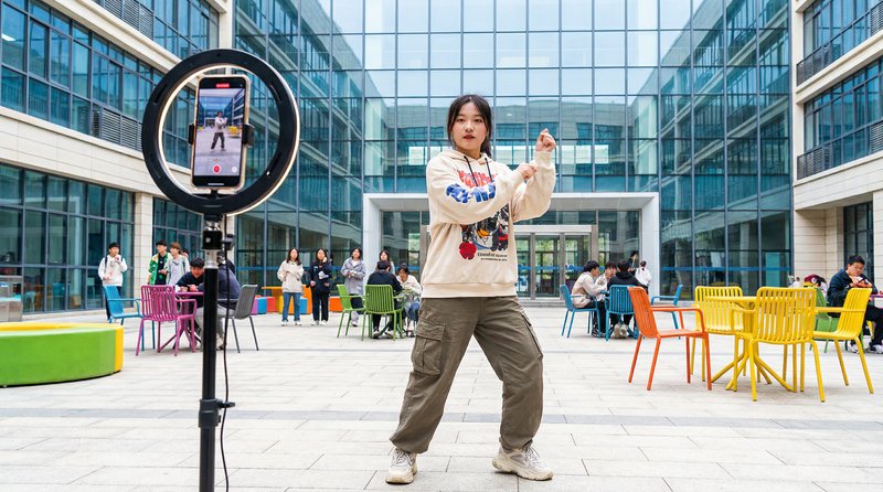 高清视频AI创意传媒